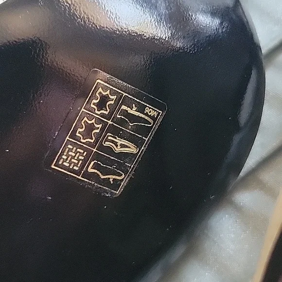 NEW Casadei Black & Cream Spectator Style - Picture 8 of 8